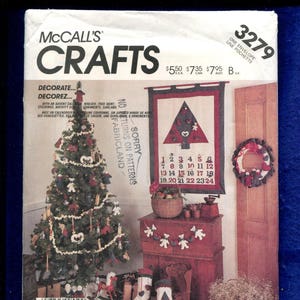 Calendário de meias de Natal e enfeites de urso de pelúcia da McCall&#39;s 3279 Country Home SEM CORTES