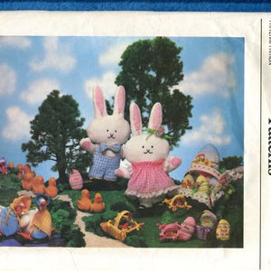 1970s Vogue 1613 Sweet Easter Bunnies Ducks Basket & Eggs Pattern