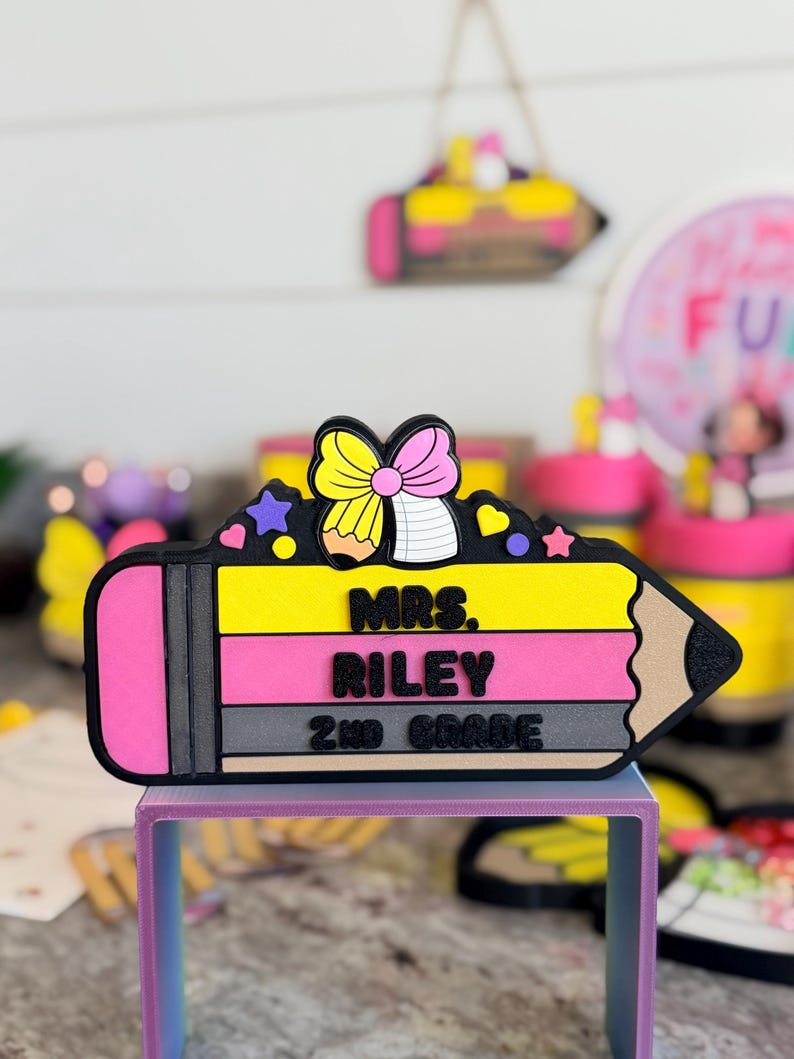 Pencil Teacher Desk Set: Pen Holder, Organizer, Name Sign, Heart Shaped Phone Stand, Fun Decor Pencil Desk Sign