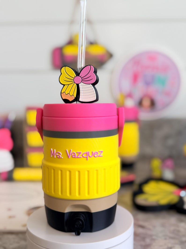 Pencil Teacher Desk Set: Pen Holder, Organizer, Name Sign, Heart Shaped Phone Stand, Fun Decor Can Holder Reg