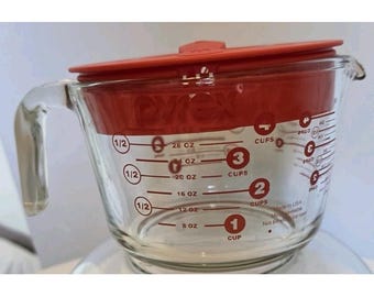Pyrex 4 Cup Measuring Cup w/Red Pour and Strain Lid Discontinued Hard To Find
