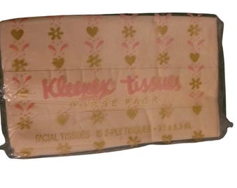 Vintage Kleenex Tissues Travel Sized Purse Pack Sealed 1978