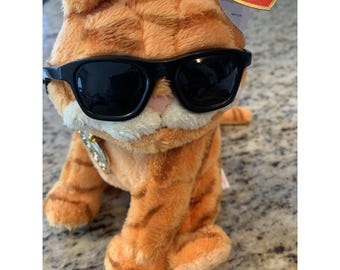 Ty Beanie Babies Cool Cat Garfield con gafas de sol 2004