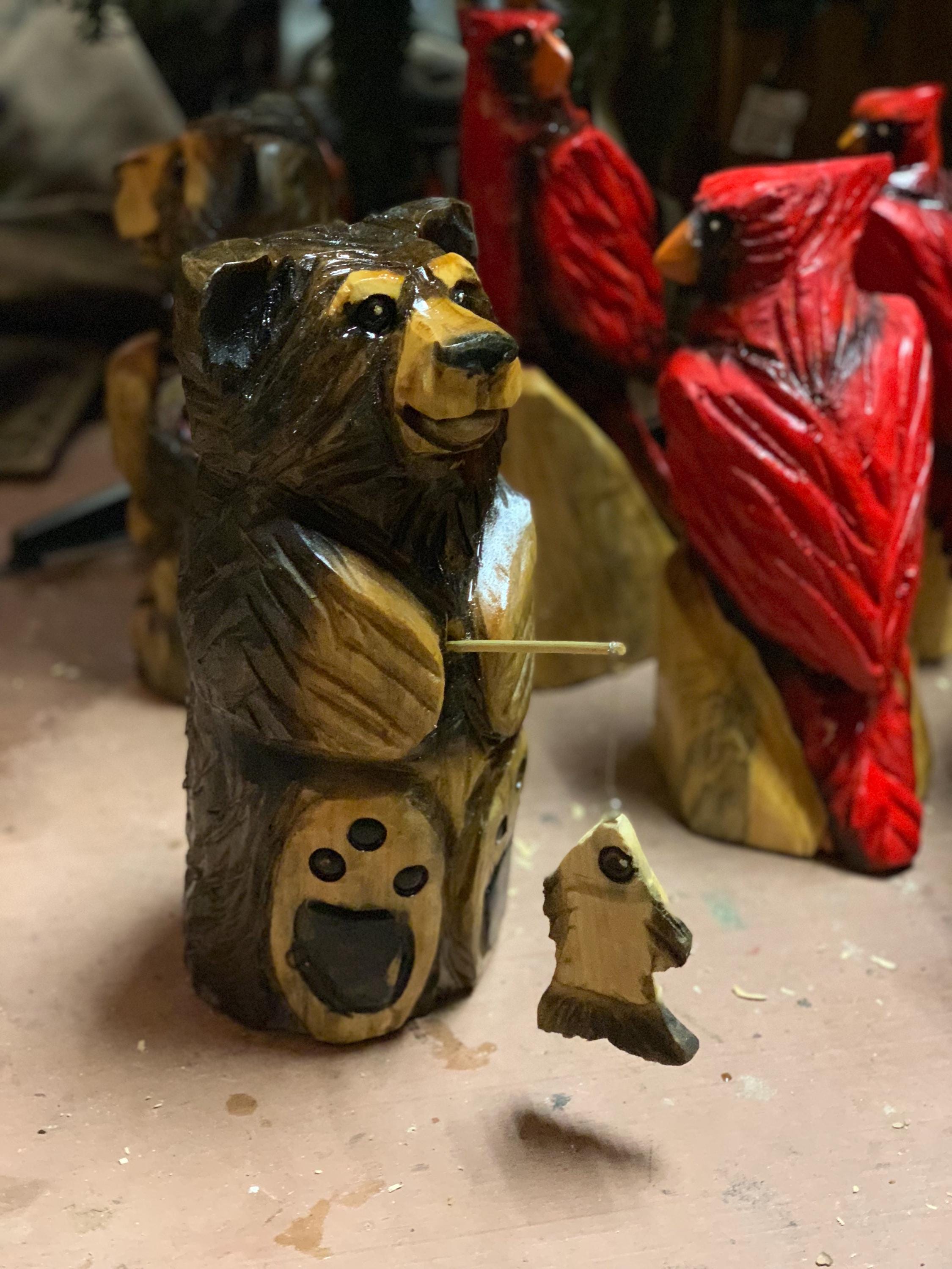Carved wood bear with fish - Etsy 日本