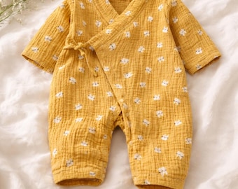 Kimono per neonati in mussola di cotone biologico, tutina unisex a maniche lunghe.