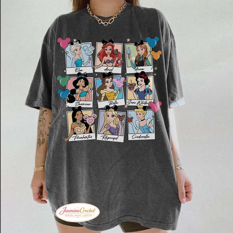Camiseta de princesas Disney, camiseta de Elsa, Ariel, Bella, Rapunzel y Cenicienta, camiseta para viaje familiar a Disney, camiseta con estampado de princesas. Pepper/Charcoal