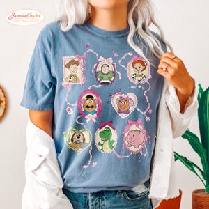 Toy Story Friends Shirt, Woody Buzz Jessie Rex Hamm Slinky Dog Mr Potato Head Tee, Cute Toy Story Characters Shirt, Disney Pixar Family Trip Blue Jean( Comfort )