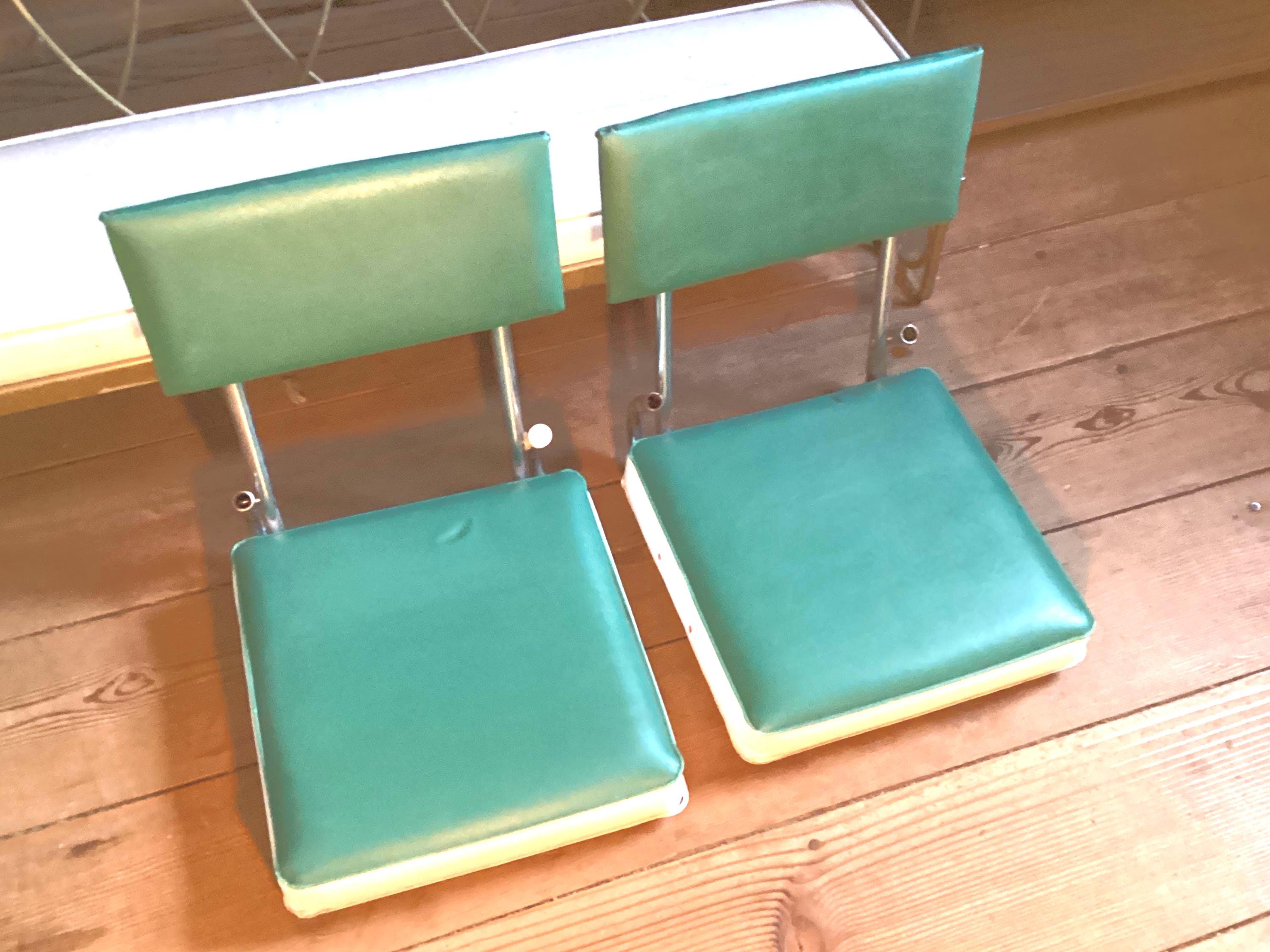 Fauteuil Pliant Vintage Style Stade/bateau - Bleu Et Blanc, Poignée Transport, Occasion Marques D'usage