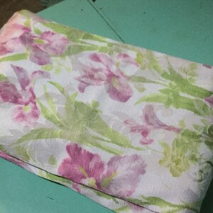 Tablecloth Violet Gladiola Flowers Shiny Vintage