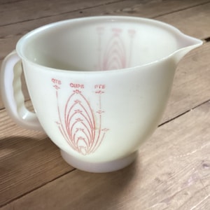 Tupperware Measure Pour Pitcher 8 Cup 1977