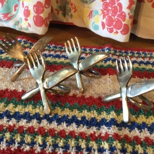Napkin Rings Silverware Metal Set of Four