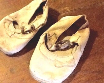 Baby Shoes White Antique