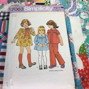 Pattern Simplicity Size 3 Girl Dress Top Pants Pattern 1975