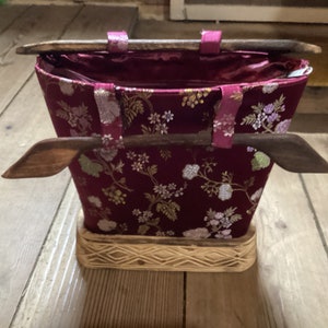 Cartera Japonesa Asas Madera Seda Morada