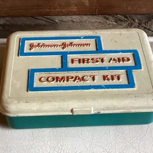 First Aide Kit Compact Vintage Johnson Johnson Complete