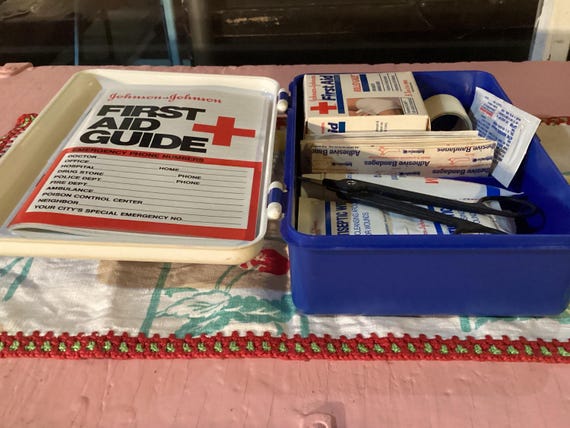 First Aide Kit Compact Johnson Complete - image 2