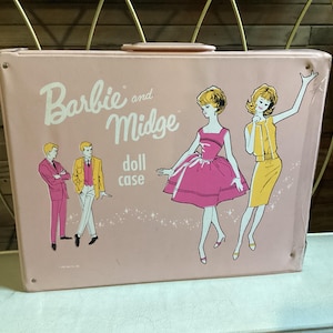 Barbie Midge Doll Case 1960 Wardrobe