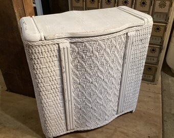 Small Vintage White Wicker Hamper with Pink Roses