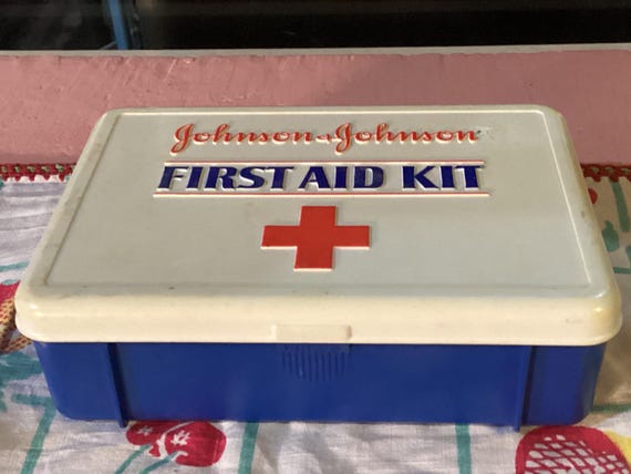 First Aide Kit Compact Johnson Complete - image 3