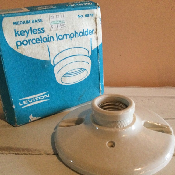 Light fixture Porcelain Lampholder Leviton Keyless