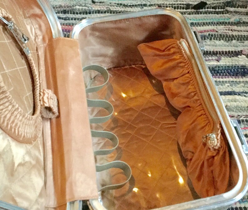 Train Case Makeup Sage Green Vintage silk Lined