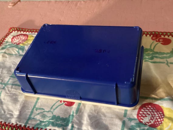 First Aide Kit Compact Johnson Complete - image 4