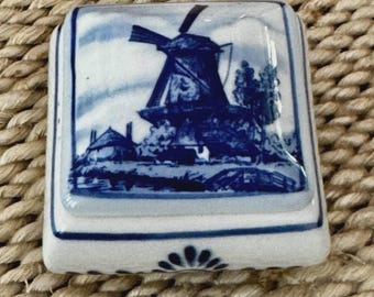 Vintage Delft Blue Trinket Box Hand Painted Holland Floral Windmill 2x2