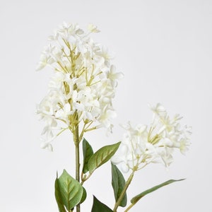 28.5" Faux White English Lilac Stem