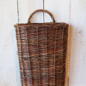 11 x 17 Wicker Basket w/Handle image 1