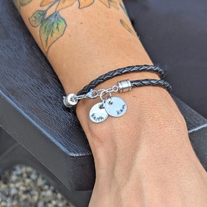 Personalized Leather Bracelet - Mothers Jewelry - Mother Bracelet - Grandmother Gift - Mothers Bracelet - Name Bracelet - Mother&#39;s Gift