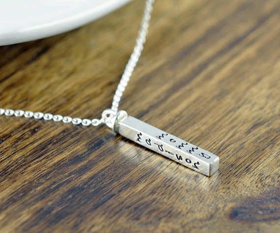 4 name engraved necklace best sale