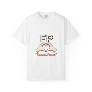 FP ハート ハンズ フェイバリット パーソン Tシャツ | ハンド ハート グラフィック Tシャツ 画像 1