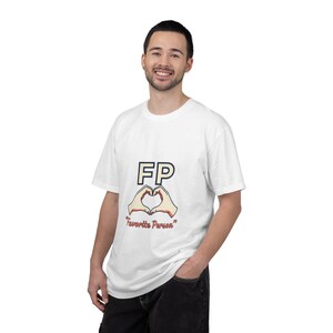 FP ハート ハンズ フェイバリット パーソン Tシャツ | ハンド ハート グラフィック Tシャツ 画像 4