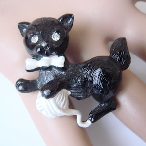 Vintage Figural Kitten Pin Brooch, White & Black Enamel Rhinestones Designer Signed Jewelry (A235)