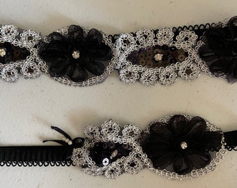 Conjunto de liga negra para boda, conjunto de liga negra plateada hecha a mano, liga de boda gótica, regalo de despedida de soltera, sexy, brillante, lencería, noche de bodas