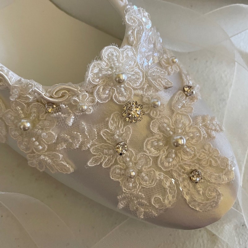 simple ivory wedding shoes