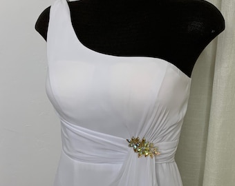 Vestido de novia vintage blanco, ajustado, de un solo hombro, talla 4, para ceremonia, desfile y destino.
