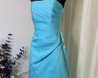 Vestido de satén azul verdoso, corte A, talla 2, sin tirantes, cintura drapeada, vestido formal de desfile, favorecedor, vestido de fiesta de principios de la década de 2000, vestido de dama.