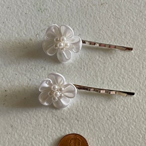 Bride OffWhite hair flower two,hair off-white flower Bridesmaid,flower girl flower hair pin,Beach Destination, Evening, Daytime Wedding Chic