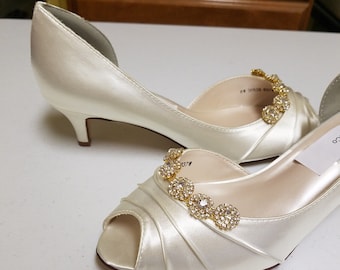 8W low heels Ivory/gold Wedding Shoes short kitten heel, low heels Shoes Comfortable wedding peep toe, edwardian, renaissance, deco