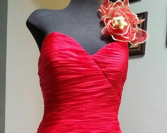 Red Dress Upcycled, Sweetheart cut, great shirred style red dress, well constructed with boning wire for support, Fitted Red Dress