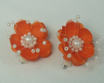 2 pinces à cheveux orange fleurs de demoiselle d’honneur, fleur de demoiselle d’honneur orange, cheveux petite fleur d’oranger, accessoire de cheveux de fille de fleur, vêtements de croisière, orange brûlé