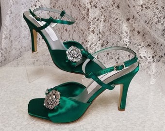 hunter green pumps