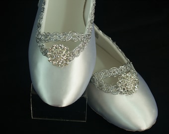 Wedding Flat Shoes Silver brooch or Gold trims,Off-white Ivory Satin Ballet Style Slippers,Bling Bride Flats, Silver Flat Satin Shoes