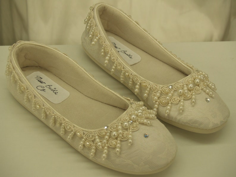 Wedding Ivory Flat Shoes Dangling pearls, and crystals adorn these beautiful shoes, Pearls galore, Pearl Wedding, slip resistant sole image 4