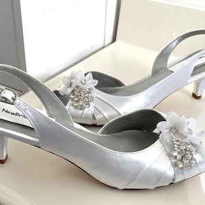 WHITE Low heels sling back with flowers and bling,Royal Blue Off-white Ivory shoes,Wedding comfortable low heel shoes with flowers and bling