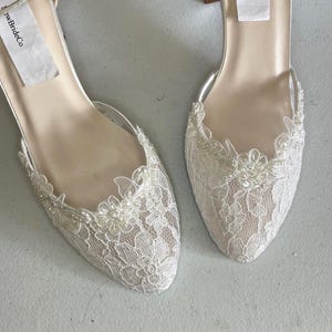 Off-white or Ivory shoes Lace front Mid block heel beaded lace trim, Crochet Ivory 2 1/4 block heel lace shoes closed toes sizes 5 to 11, image 1