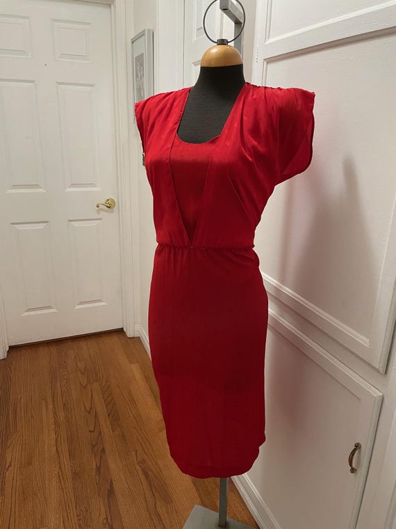 Abito rosso vintage anni '90: taffetà di seta, taglia 5/6, slip-on - Main Image