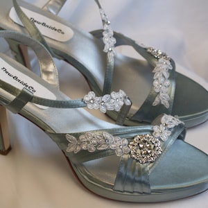Silver shoes size 10 wide hot sale
