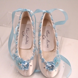 COMMUNION Girls SHOES Ballet Style Slipper Blue White Silver,White Girls Shoes Lace Up Ribbon Ballet style,Light Blue Flowers girls shoes